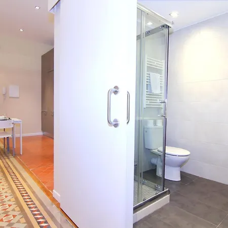 Girona - Modernist Apartments Next To Paseo De Gracia Apartamento *