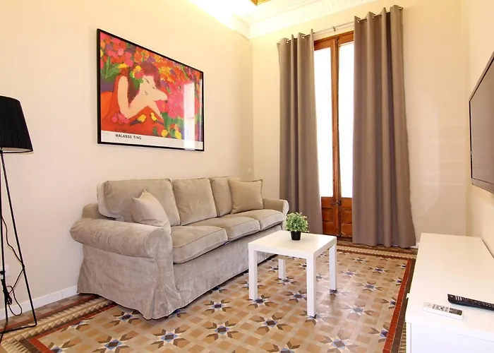 Girona - Modernist Next To Paseo De Gracia
